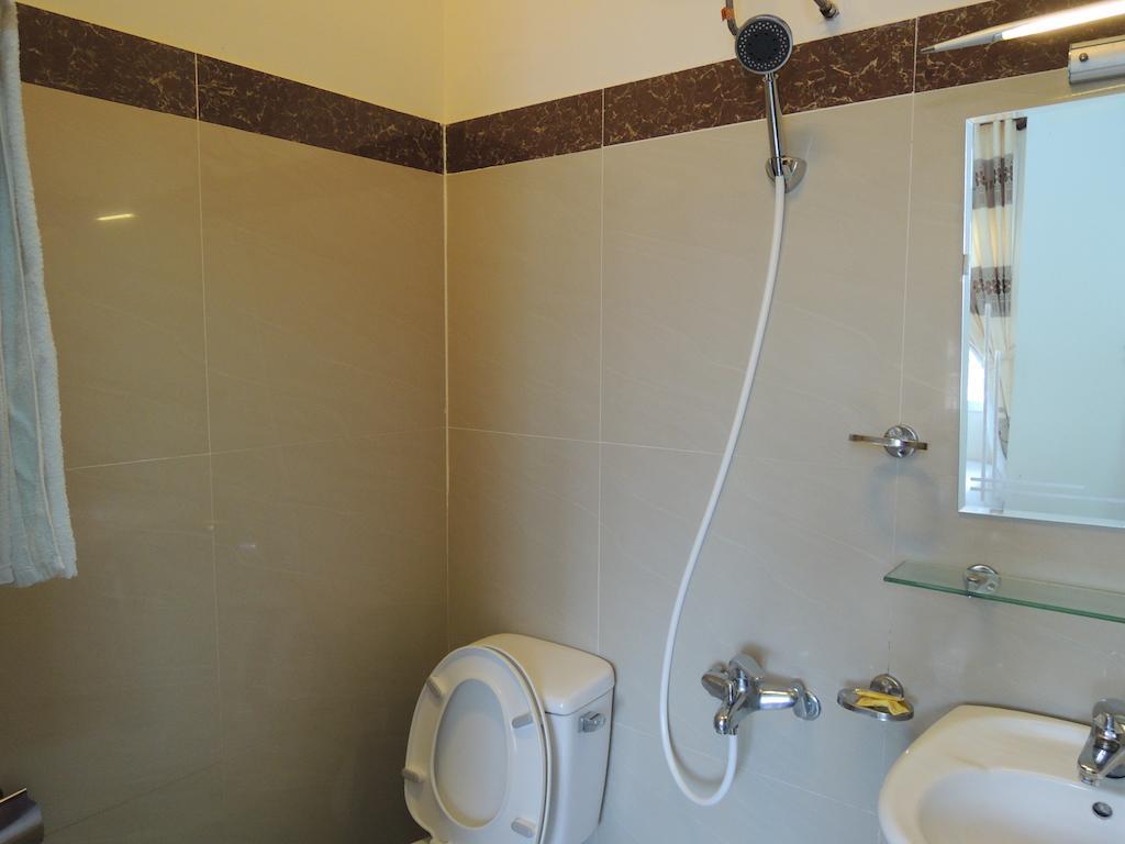 Hong Hoa Hotel Dalat Bagian luar foto